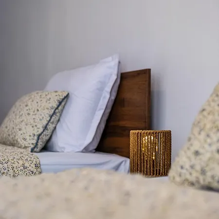 דירה Deluxe With 2 Bedroom In Center *