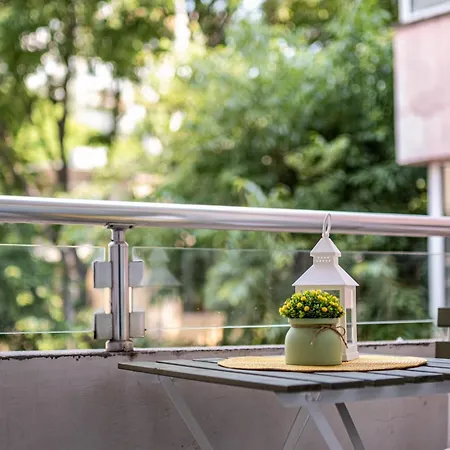 Deluxe With 2 Bedroom In Center