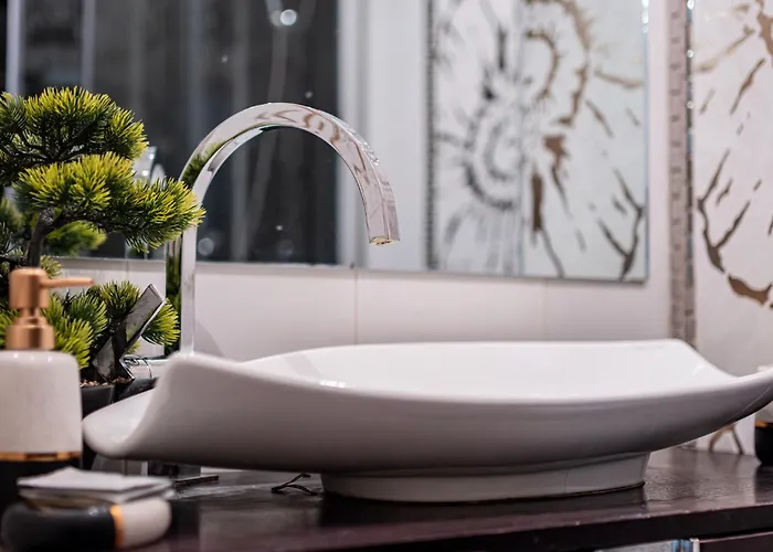 Deluxe With 2 Bedroom In Center Lägenhet