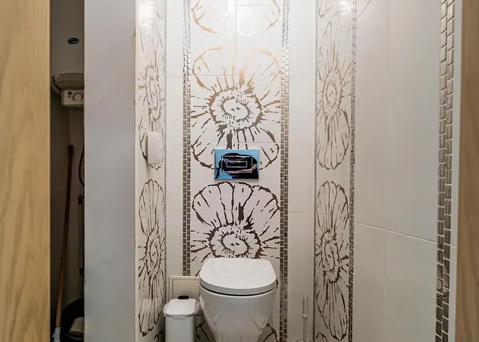 Deluxe With 2 Bedroom In Center *